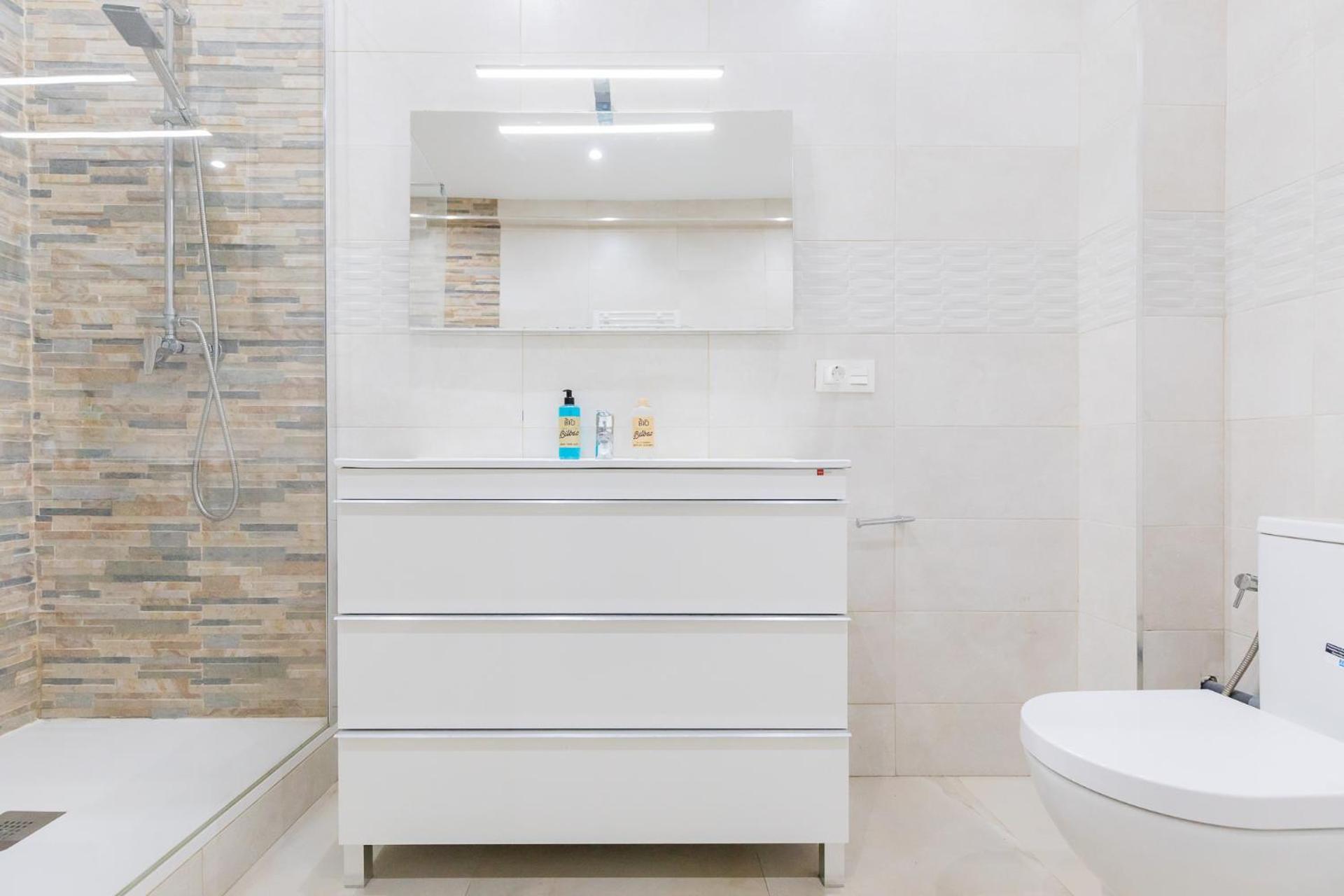 Comfy Old Town Apartment By Next Stop บิลเบา ภายนอก รูปภาพ