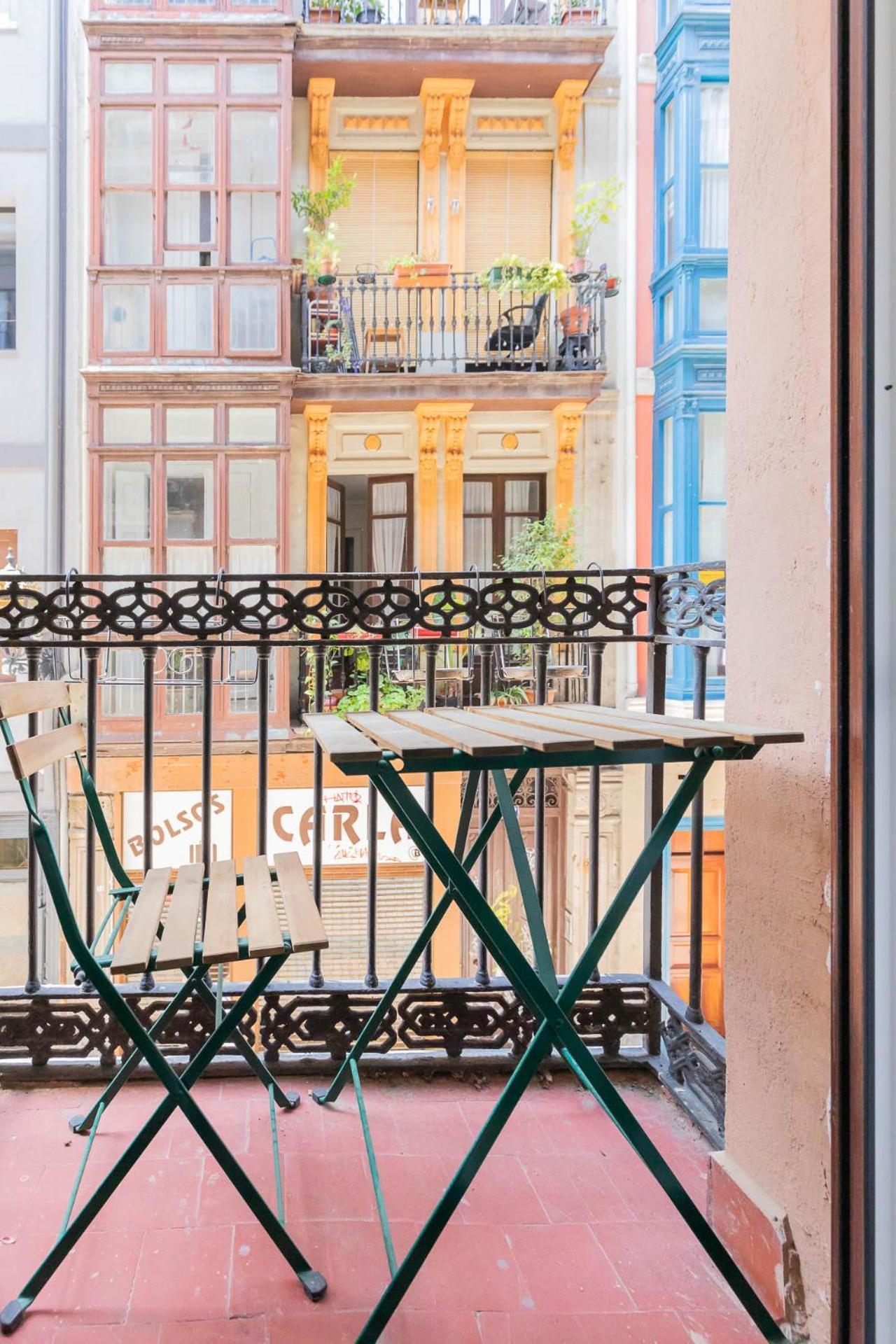 Comfy Old Town Apartment By Next Stop บิลเบา ภายนอก รูปภาพ
